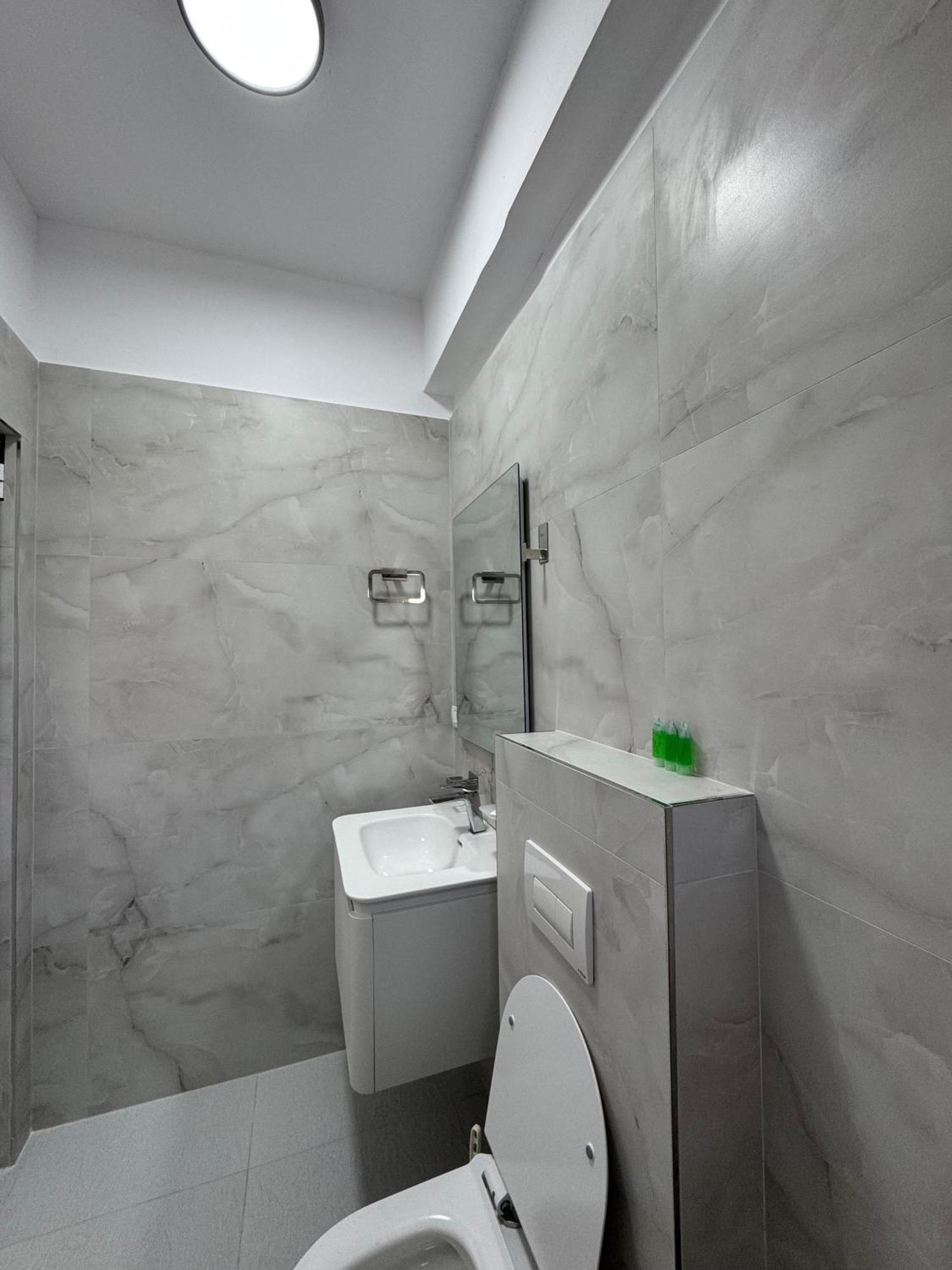 Rooms By The Sea Himare Room photo